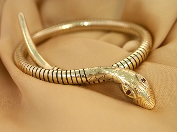 Jewellery & Costume Jewellery 