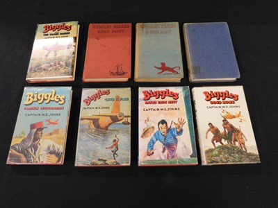 Lot 10 - W E JOHNS collection of eight various BIGGLES...