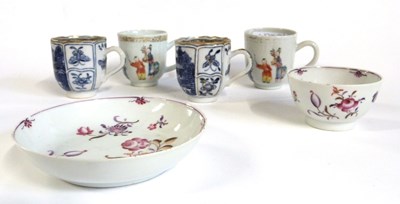 Lot 264 - Group of Chinese porcelain tea wares including...