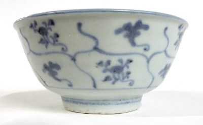 Lot 269 - A Chinese porcelain bowl from the Tek Sing...