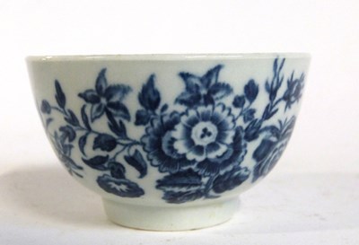 Lot 463 - An 18th Century Worcester tea bowl with...