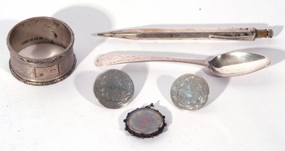 Lot 150 - Mixed Lot comprising a George III tea spoon...