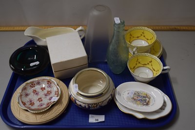 Lot 36 - A tray of mixed wares to include glass...