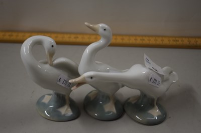 Lot 52 - Three Lladro models of ducks