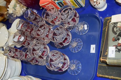 Lot 149 - Quantity of clear and red glass drinking...