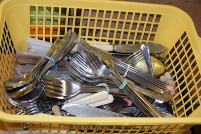 Lot 196 - Box of assorted cutlery