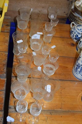 Lot 197 - Mixed Lot: Various Edwardian glass wares