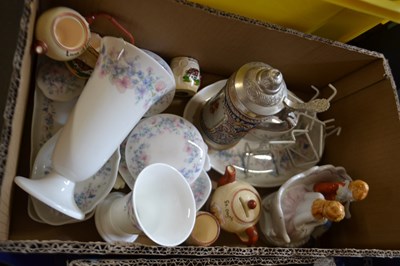 Lot 624 - Qty of assorted Wedgewood Angela ceramics and...