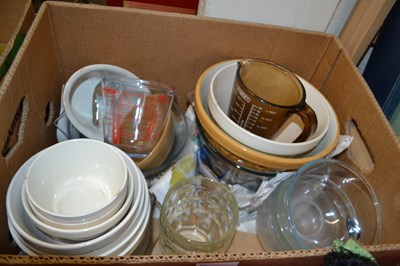 Lot 663 - Qty of kitchenalia to include various mixing...