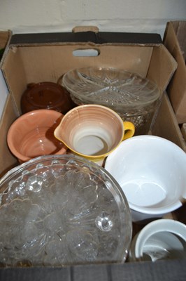 Lot 687 - Mixed lot to include plant pots, glass ware,...