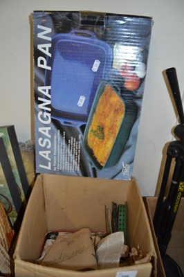 Lot 698 - A lasagne pan and a qty of Meccano