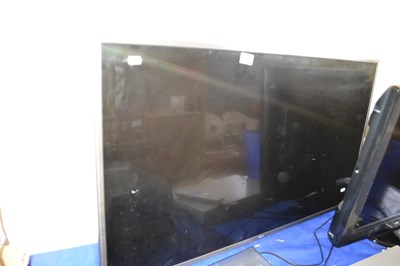 Lot 740 - LG LCD TV