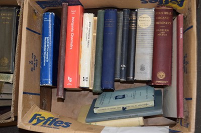 Lot 784 - Mixed bbox of books to include Chemistry interest