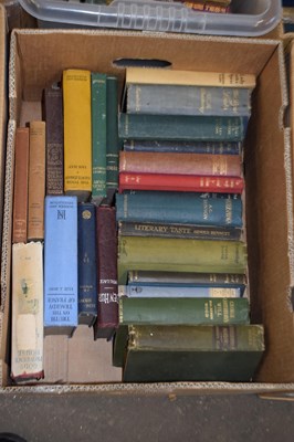 Lot 792 - Boxe of various novels