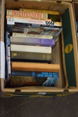 Lot 850 - Box of books to include Roman interest etc