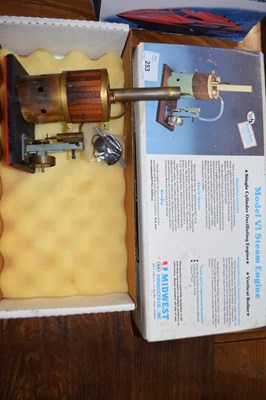 Lot 253 - Boxed model steam engine