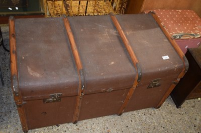 Lot 294 - Vintage wooden band trunk