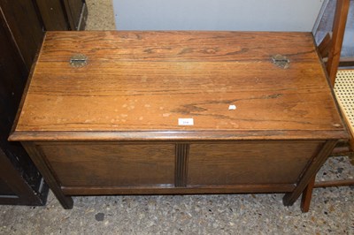 Lot 314 - Oak blanket box