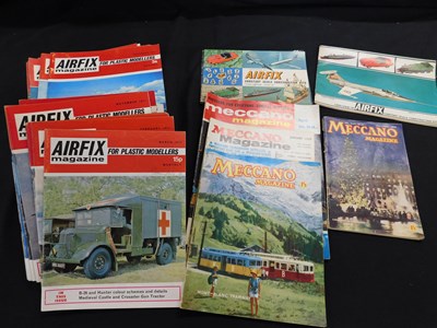 Lot 401 - Box containing a quantity of various Air Fix...