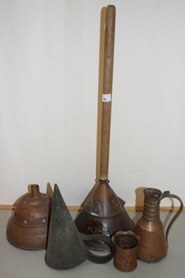 Lot 16 - Mixed Lot: Copper wares to include a ale...