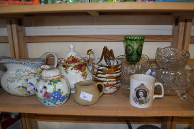 Lot 521 - Mixed Lot: Old Country Rose teapot together...