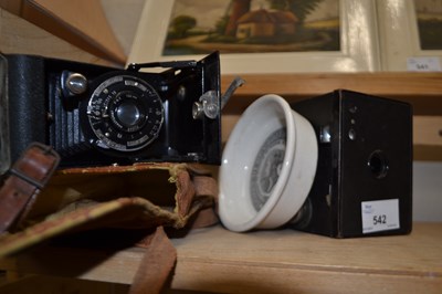 Lot 542 - Boxed Brownie camera together with a Cherry...