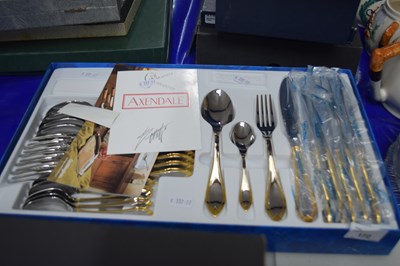 Lot 172 - Canteen of modern cutlery