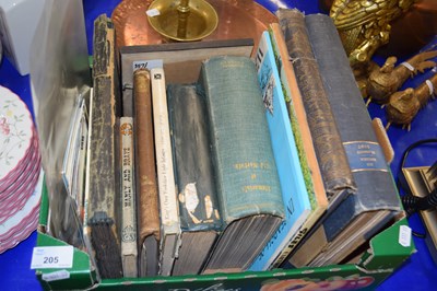 Lot 205 - Box of vintage books to include Memorials of...