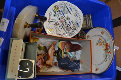 Lot 632 - Mixed Lot: Plastic nativity set, desk stand,...