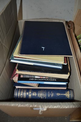 Lot 687 - Assorted books to  include Hutchinsons History...