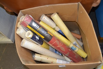 Lot 821 - Quantity of assorted wallpaper