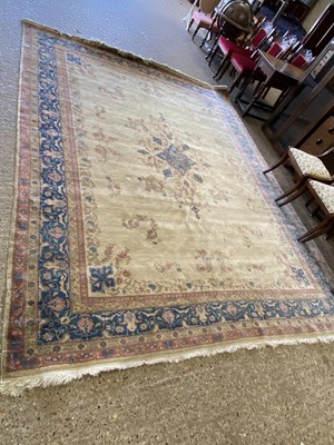 Lot 403 - Large 20th Century floral decorated rug, 390 x...