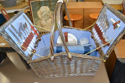 Lot 869 - Modern picnic hamper