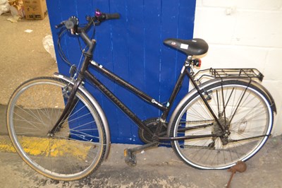 Lot 935 - Ladies Ammaco grip shift bike