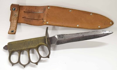 Lot 21 - American First World War Mk I trench knife...