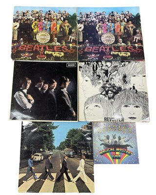 Lot 352 - A mixed lot of 60s 12'' vinyl LPs, to include:...