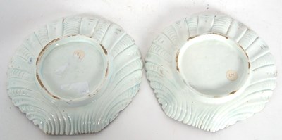 Lot 83 - An unusual Bow porcelain shell shaped dish...