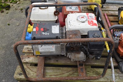 Lot 104 - Brook Thompson Ltd generator with a Honda...