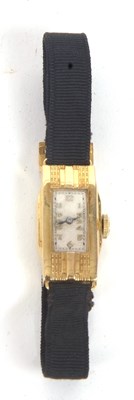 Lot 326 - A 9ct gold cased lady's wristwatch, the watch...