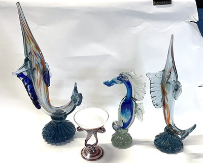 Lot 369 - A group of Murano style fish and seahorse...