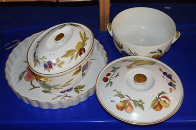 Lot 507 - A quantity of Royal Worcester Evesham serving...