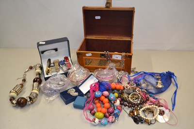 Lot 79 - Box of various modern bangles and costume...