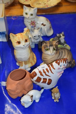 Lot 197 - Collection of various model cats