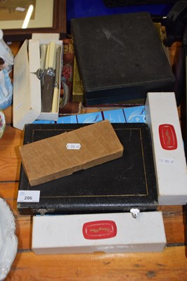 Lot 206 - Mixed Lot: Various cased cutlery