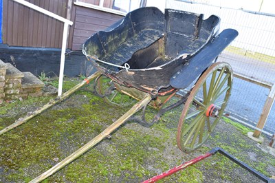 Lot 231 - Horse-drawn cart, width approx 170cm, total...
