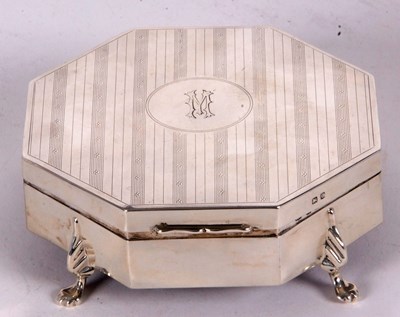 Lot 14 - A George VI silver jewellery or ring box of...