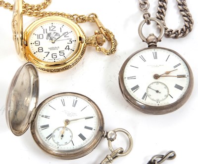 Lot 358 - A mixed lot of three pocket watches, two of...