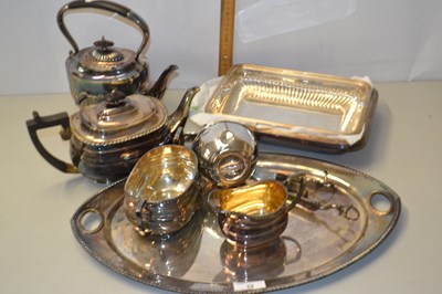 Lot 32 - Mixed Lot: Various silver plated wares to...