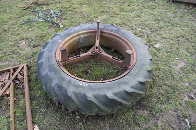 Lot 295 - Tractor dual wheel and tyre