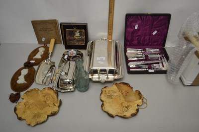 Lot 122 - Mixed Lot: Silver entree dish, cased mother of...